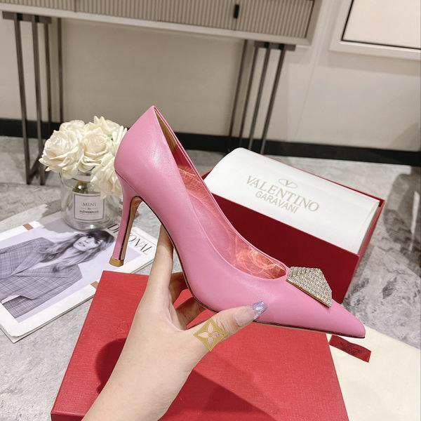 Picture of Valentino Shoes _SKUValentinosz35-415810cm6CWhf092120357